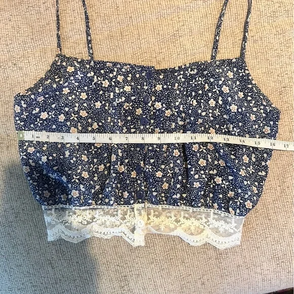 Lucca Couture Blue Floral Button Up Crop Top Lace Detail Size Small - Picture 7 of 11